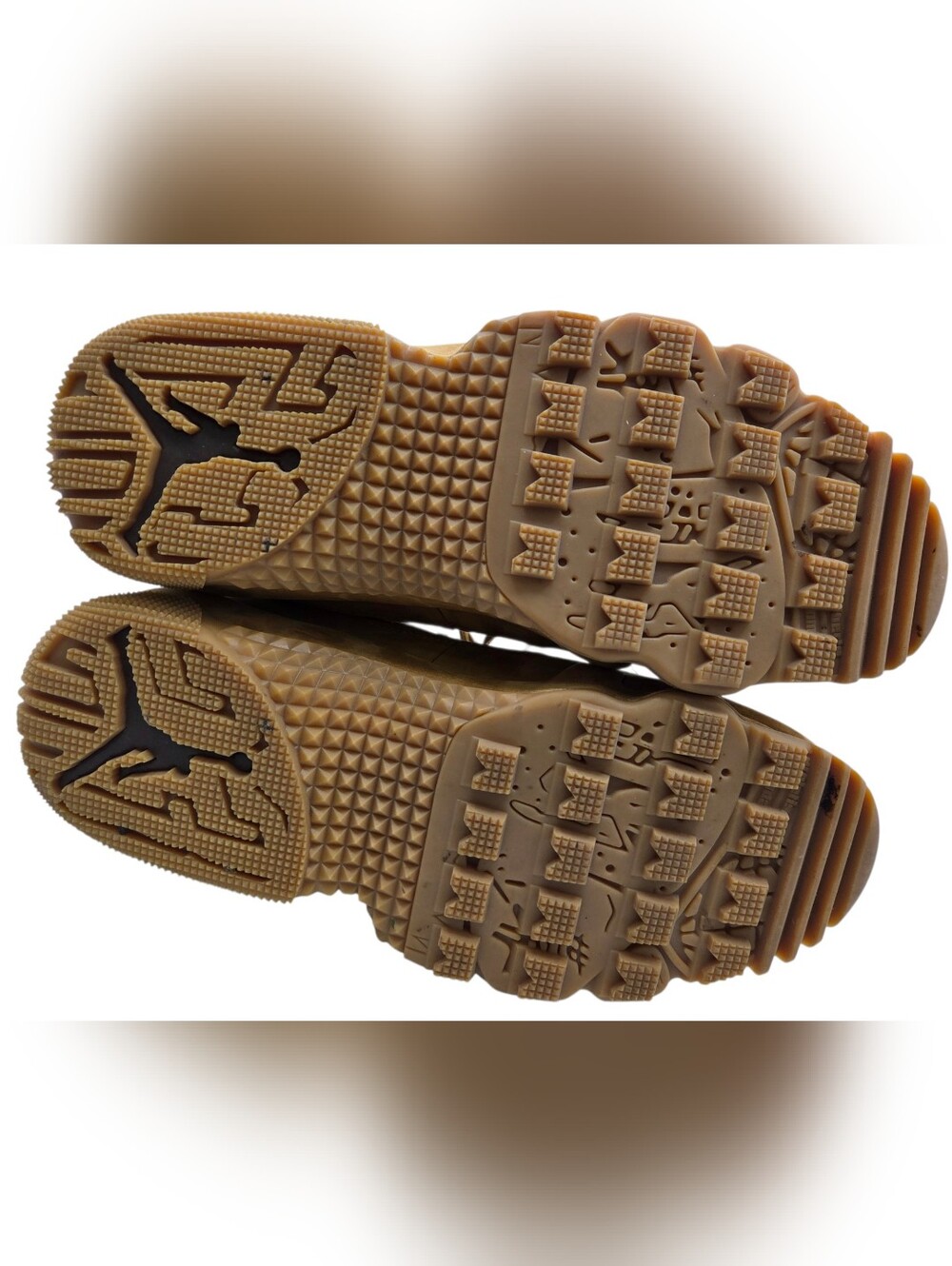 Air Jordan 9 Retro Boot NRG Sneakers - Picture 8 of 9